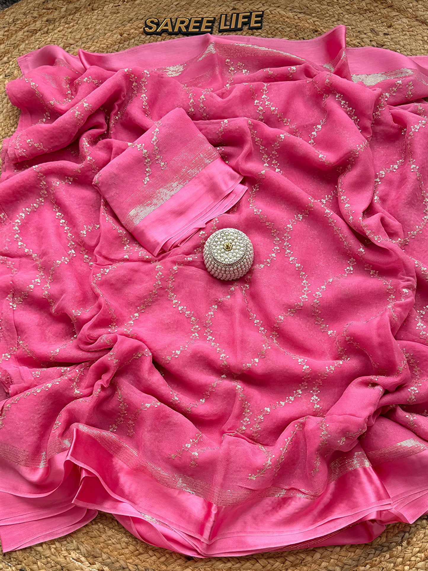 SL983 Baby pink georgette saree with blouse