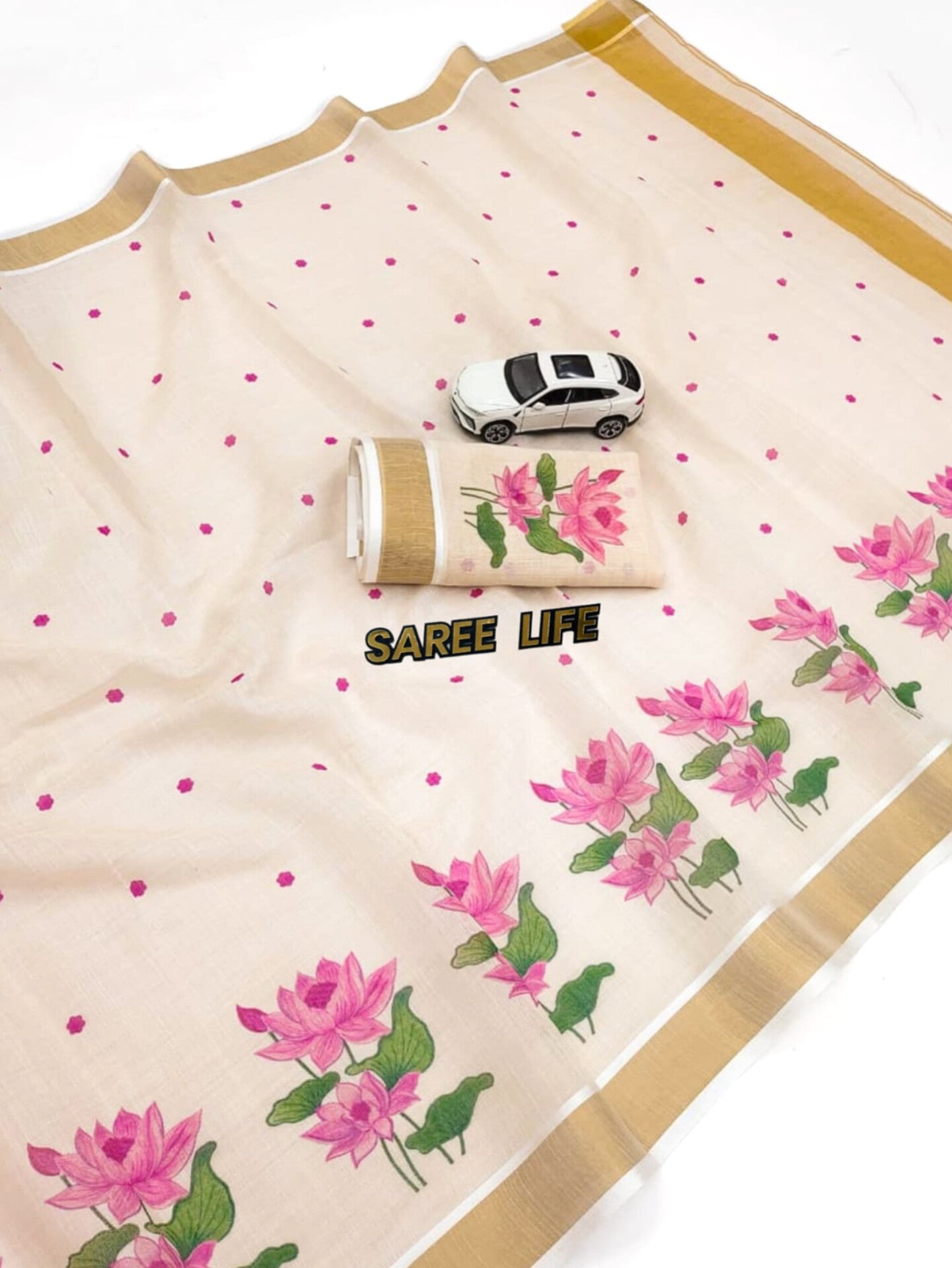 SM1005 Onam off-white saree with blouse